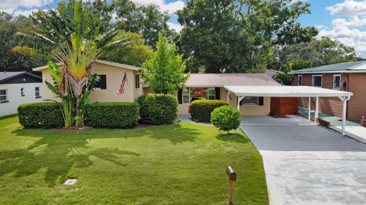 Timeless Tampa Bay Oasis Villa Exterior photo