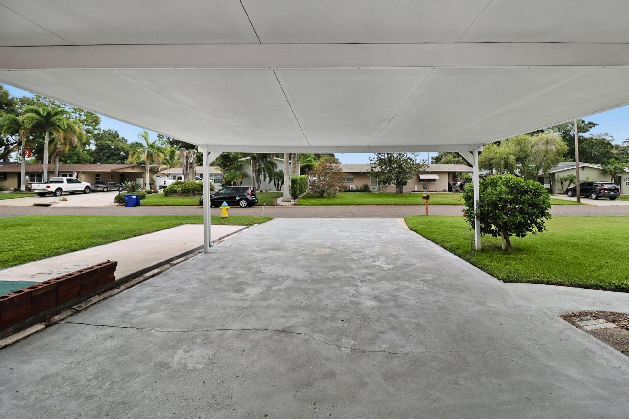 Timeless Tampa Bay Oasis Villa Exterior photo